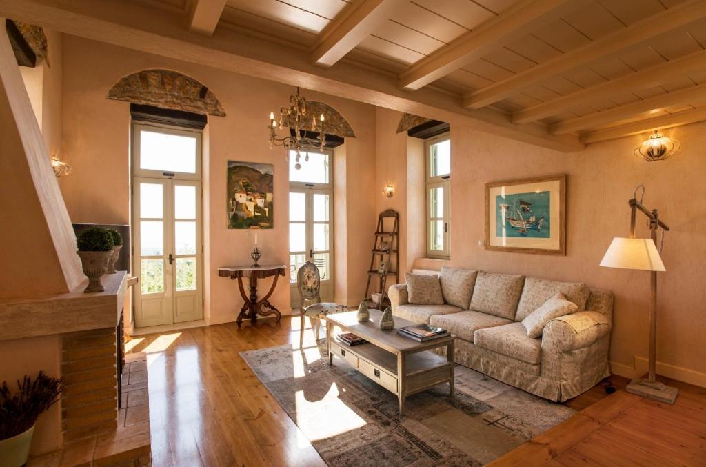 Kyparissia Old Town Lodge With Amazing Sea View المظهر الخارجي الصورة